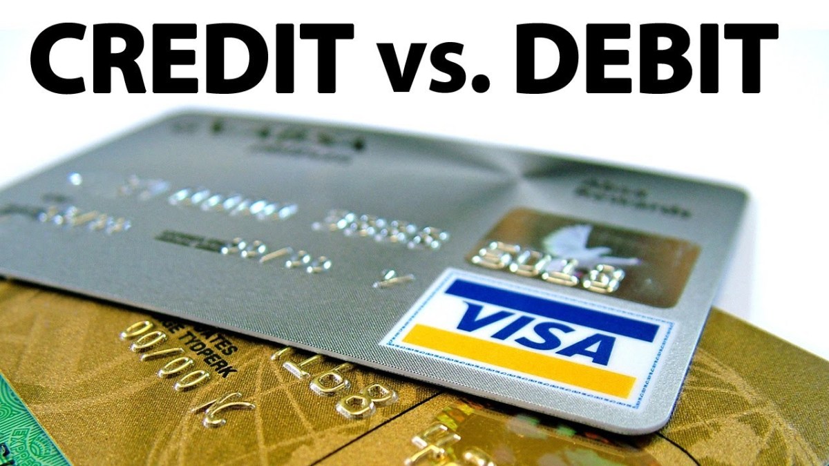 So sánh thẻ tín dụng và thẻ ghi nợ đơn giản, dễ hiểu nhất